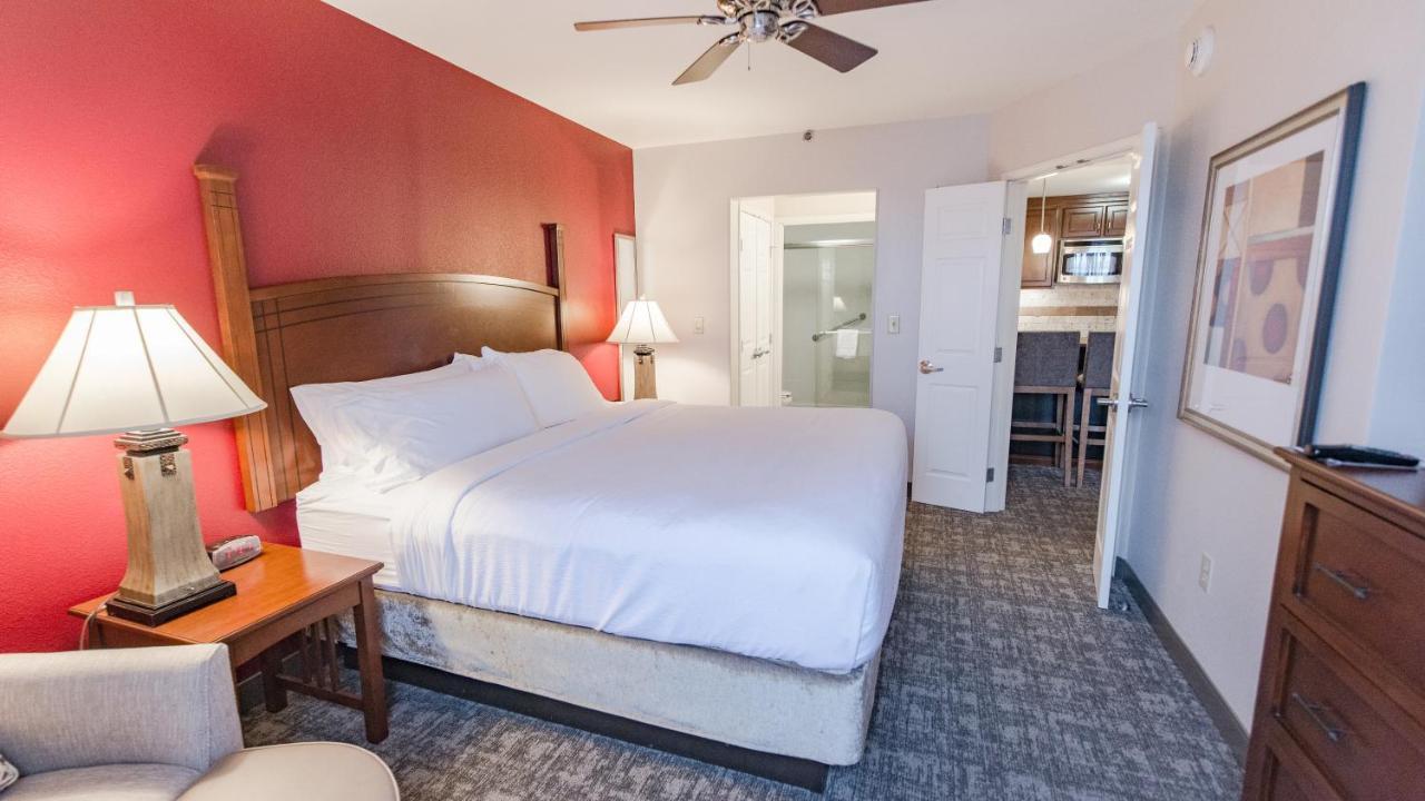 Staybridge Suites Wilmington East By Ihg Екстериор снимка