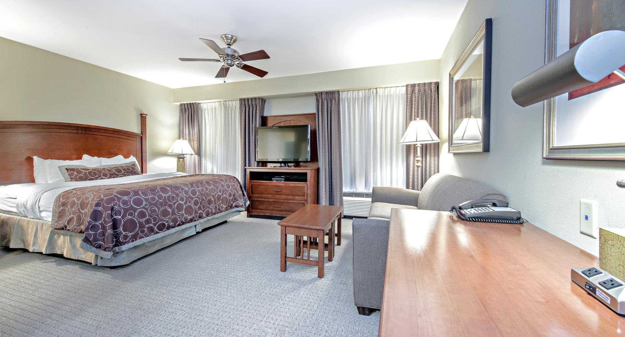 Staybridge Suites Wilmington East By Ihg Екстериор снимка
