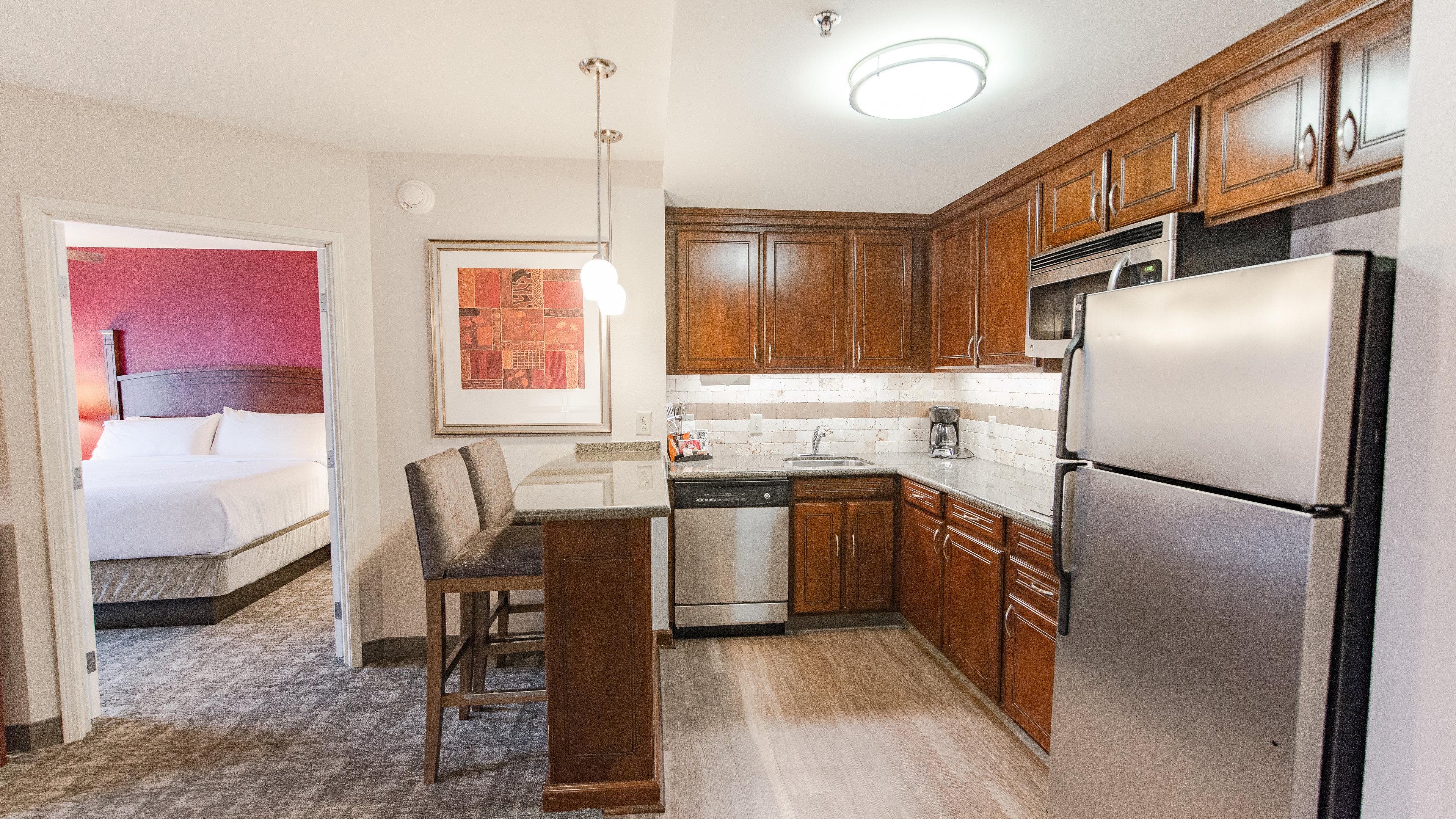 Staybridge Suites Wilmington East By Ihg Екстериор снимка