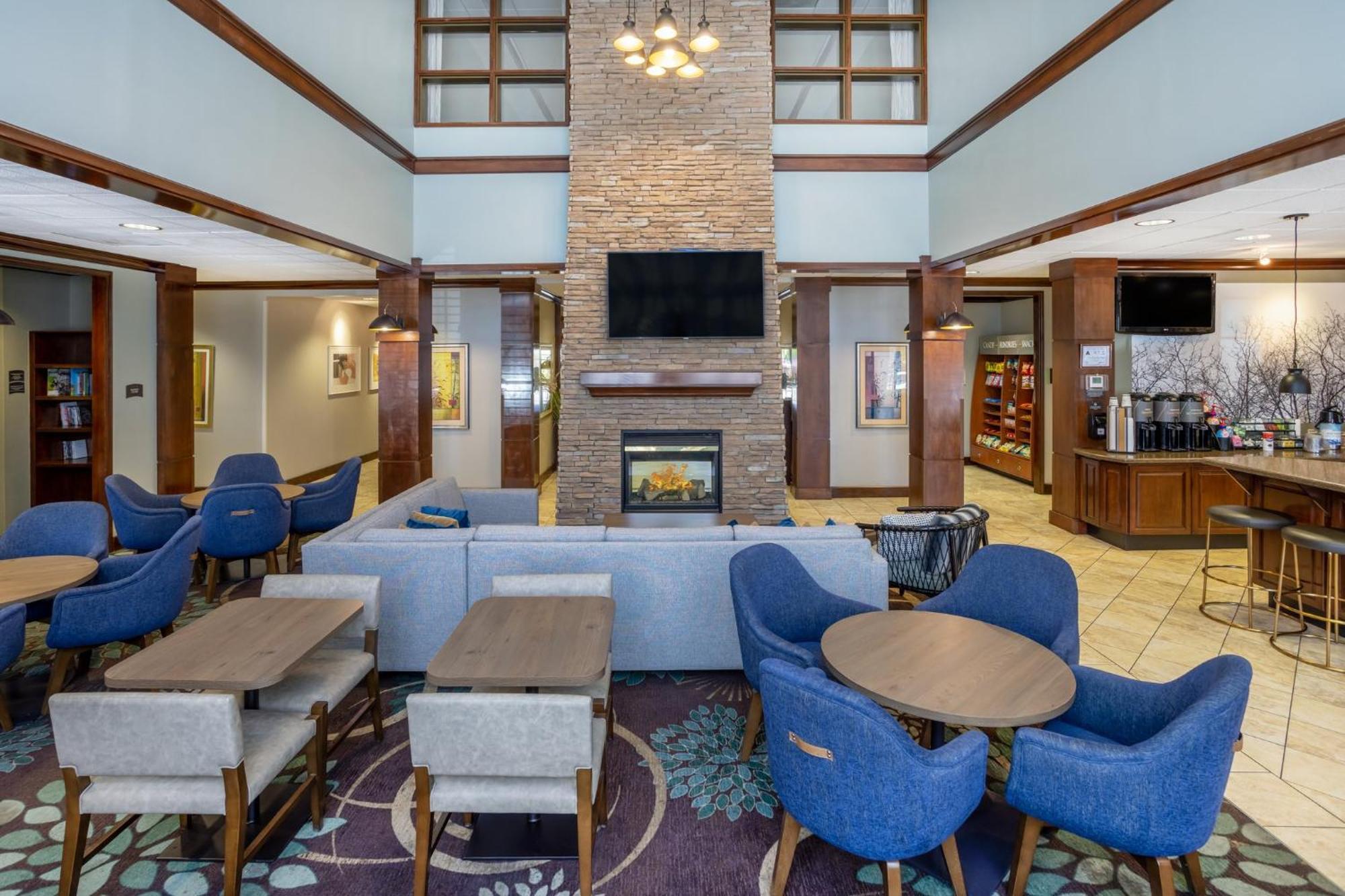 Staybridge Suites Wilmington East By Ihg Екстериор снимка
